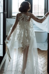 Свадебное платье Джулес     <li>
        <span>Силуэт:</span>
        <b>
                                                                        А-силуэт                </b>
    </li>
, 