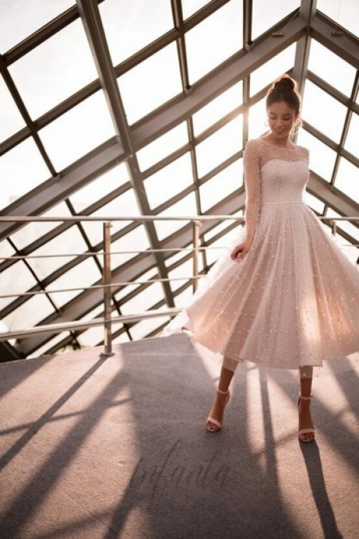 Свадебное платье Алькира #2     <li>
        <span>Силуэт:</span>
        <b>
                                                                                                    А-силуэт, А-силуэт                </b>
    </li>
, 