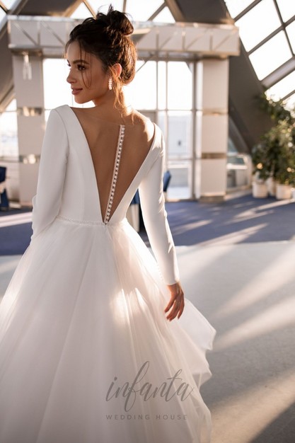 Gabbiano. Свадебное платье Ирэн. Коллекция Infanta 