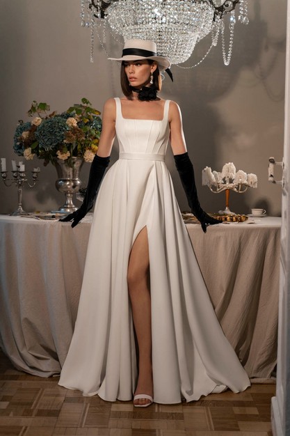 Gabbiano. Свадебное платье Адонисия. Коллекция Lotus 